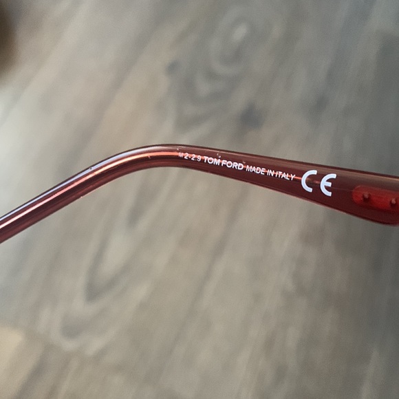 Tom ford Tallulah Pink butterfly - Picture 4 of 6